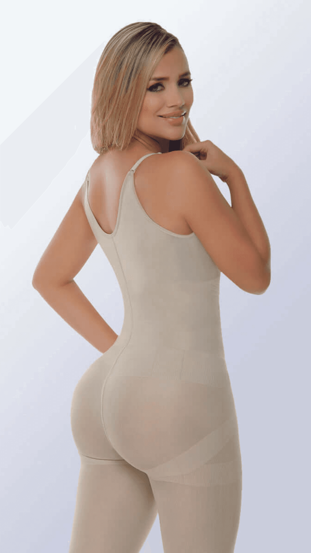 Detalle de costuras de realce y zona termica interior enterizo Licsy Fit